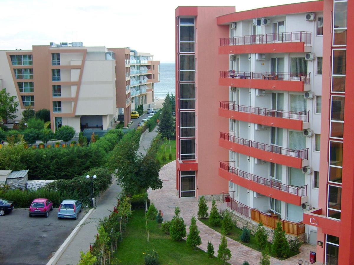 Gt Villa Astoria Apartments Елените Экстерьер фото